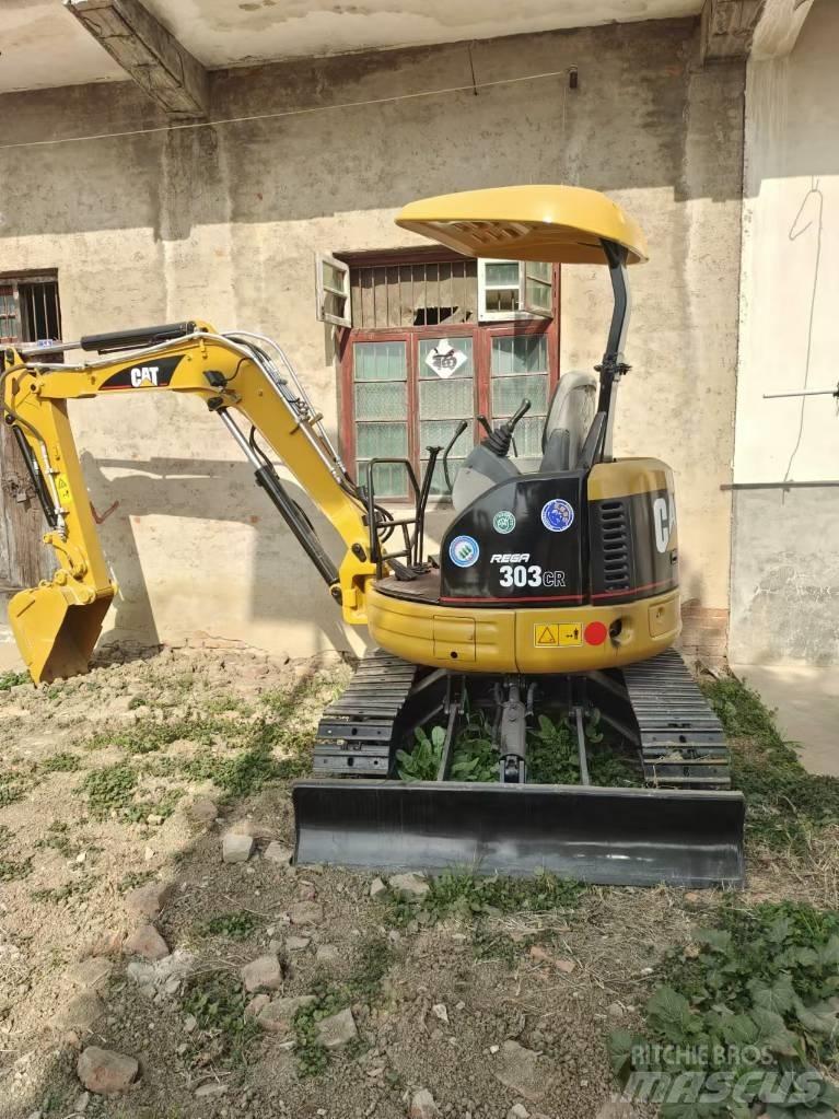 CAT 303 CR ミニ油圧ショベル 7t以下（ミニユンボ・ミニディガー）