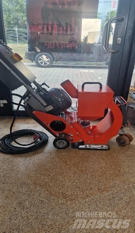 Husqvarna BS210E 建設機械 -　その他