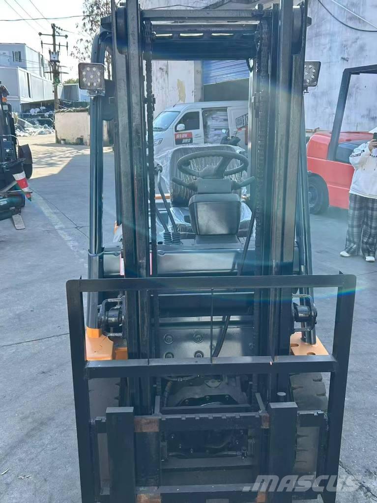 Toyota 1.5t ディーゼル・軽油