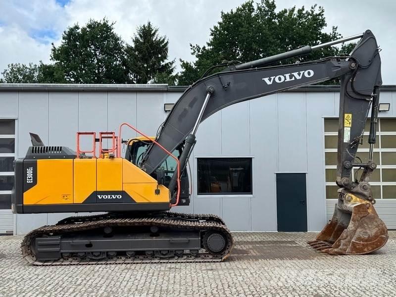 Volvo EC 300 EL 大型油圧ショベル12t以上（パワーショベル・ユンボ）