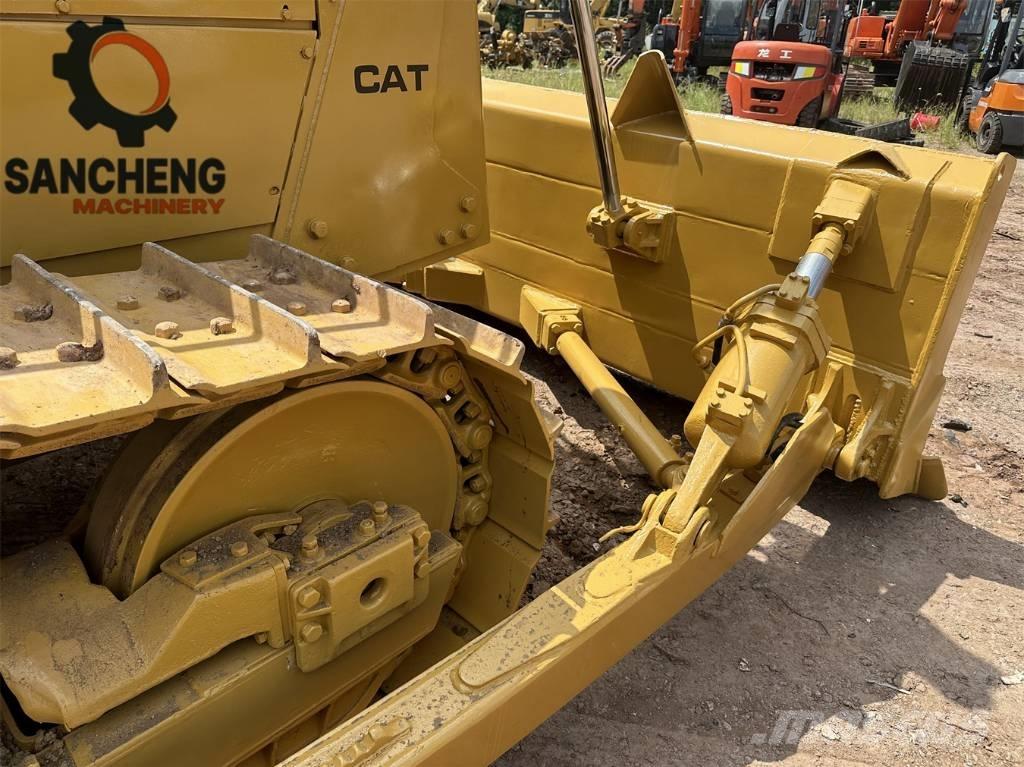CAT D6G ブルドーザー