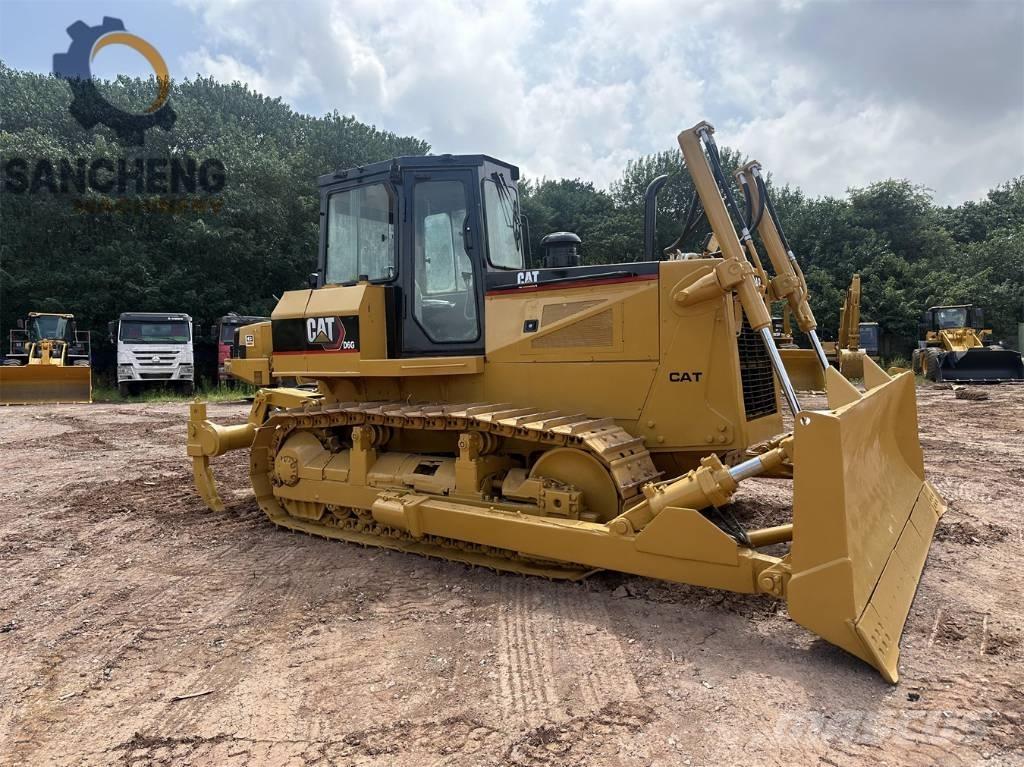 CAT D6G ブルドーザー