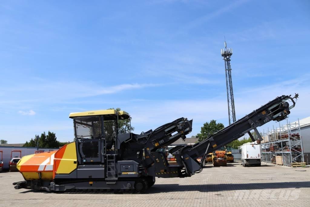 Bomag BMF 2500 S アスファルトフィニッシャ