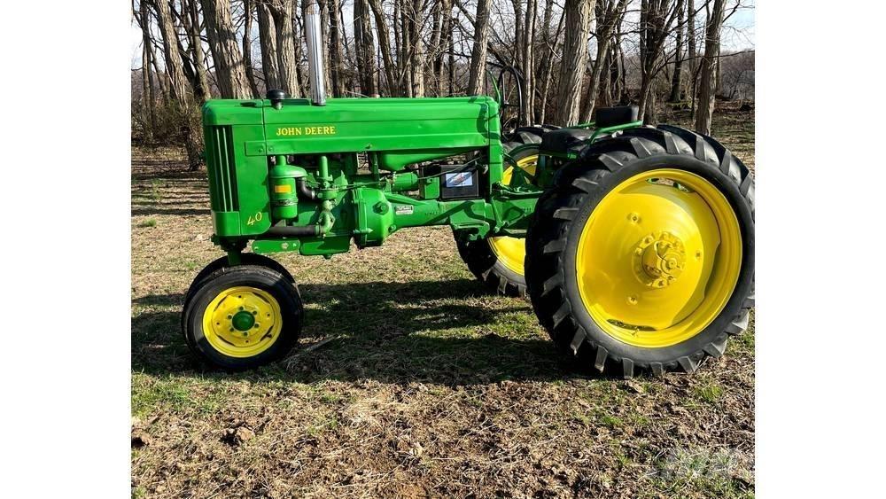 John Deere 40T トラクター