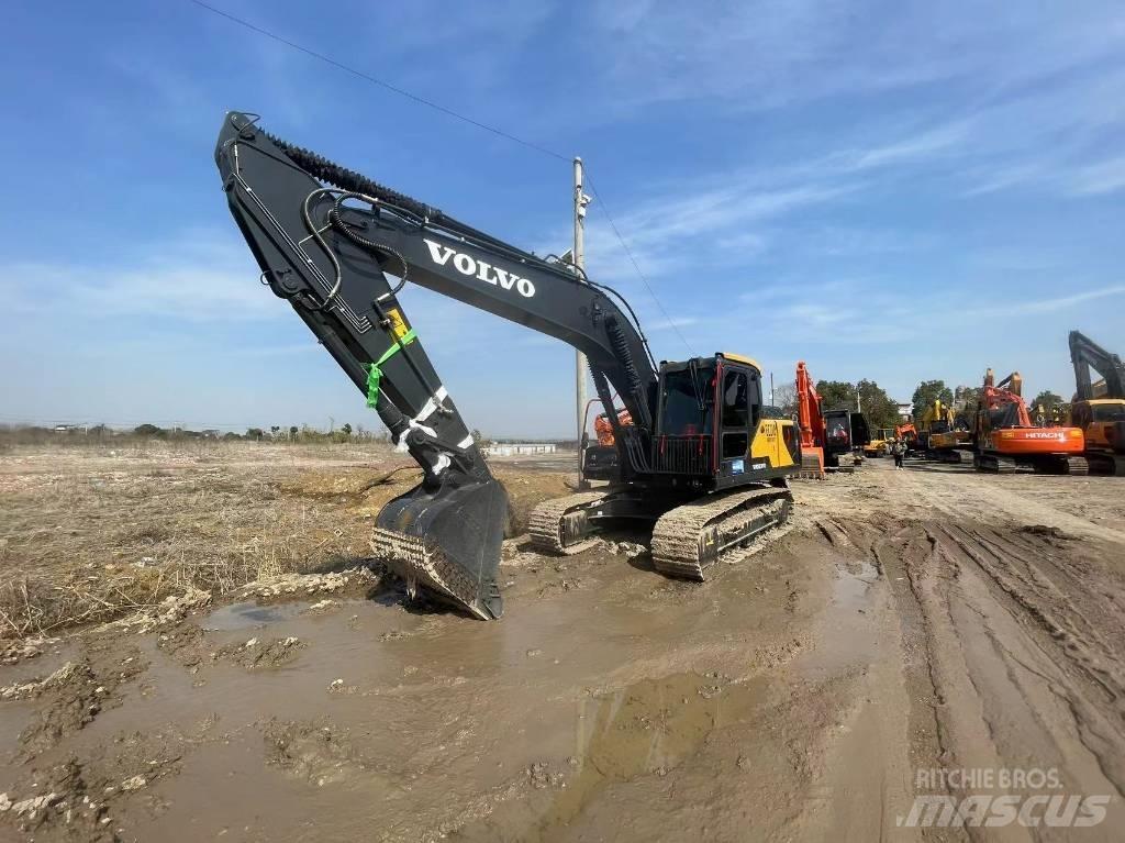 Volvo EC 210 大型油圧ショベル12t以上（パワーショベル・ユンボ）