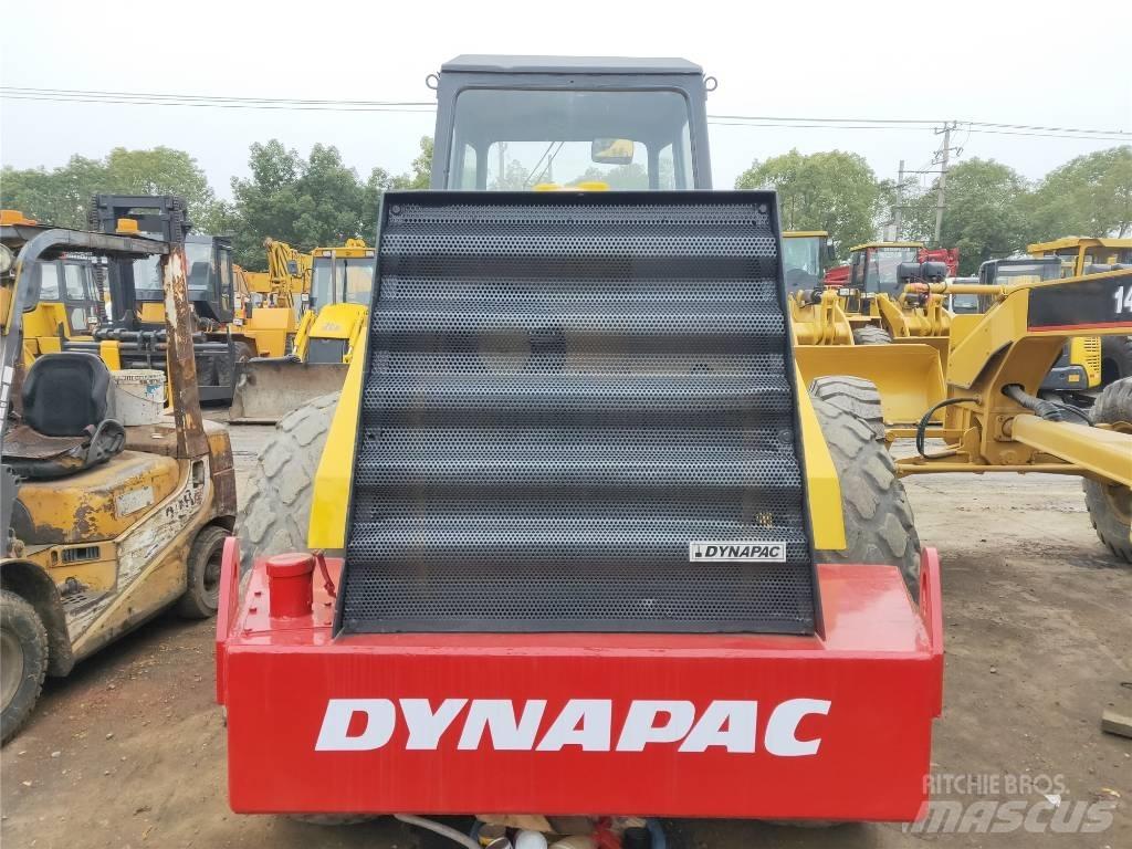 Dynapac CA 251 D 振動ローラ