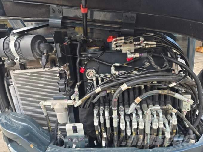 Hyundai HX 35 AZ ミニ油圧ショベル 7t以下（ミニユンボ・ミニディガー）