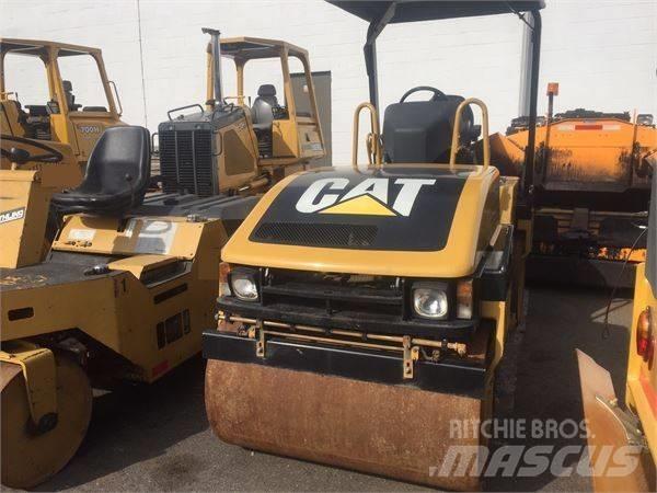 CAT CB 334 D タンデムローラ