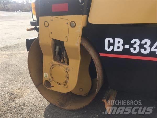 CAT CB 334 D タンデムローラ