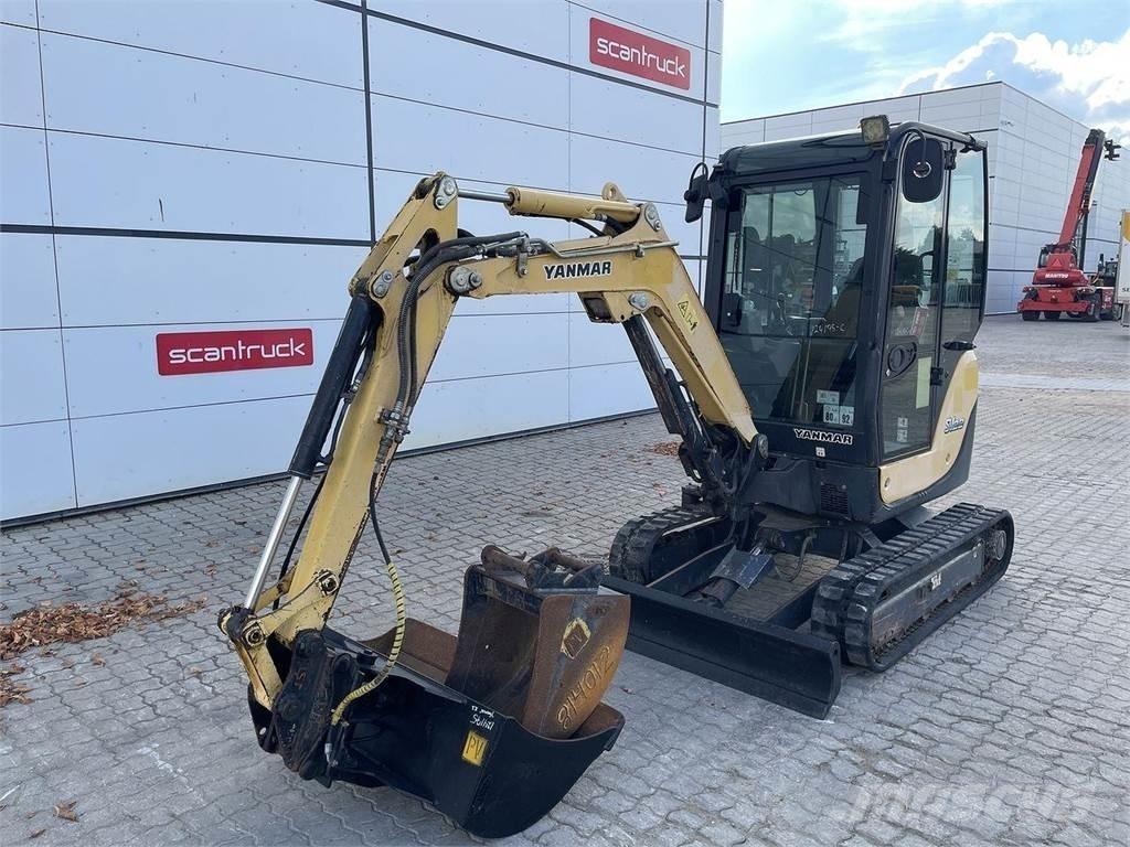Yanmar SV22 ホイール式油圧ショベル（パワーショベル・ユンボ・バックホー）