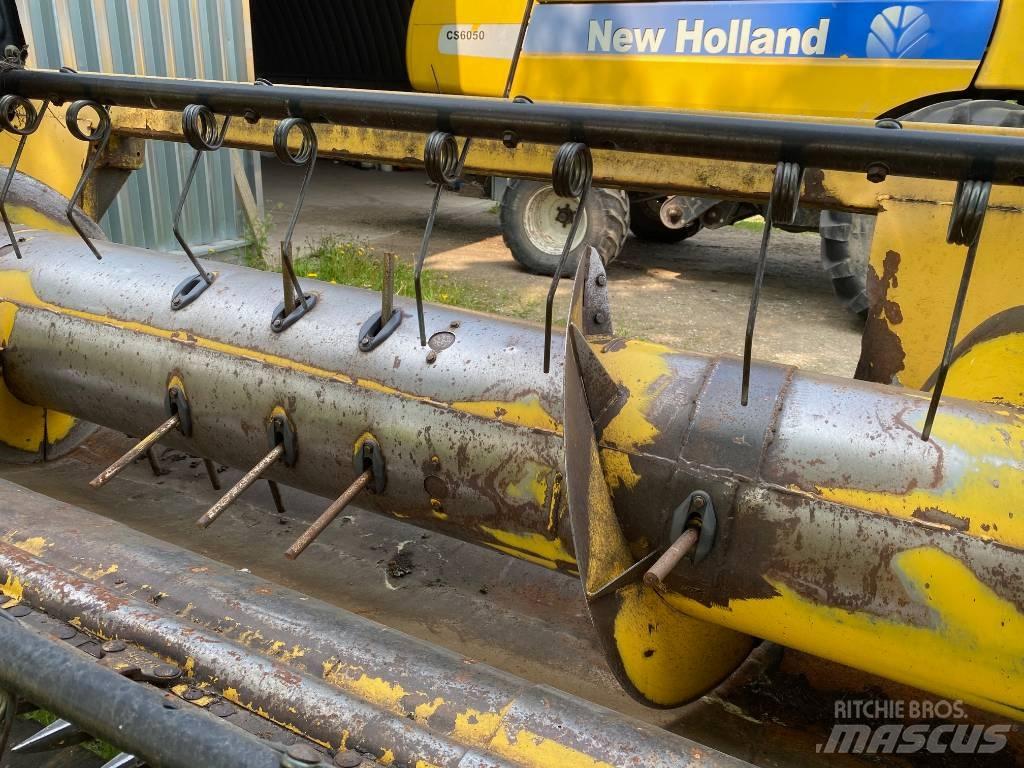 New Holland CS 6050 コンバイン