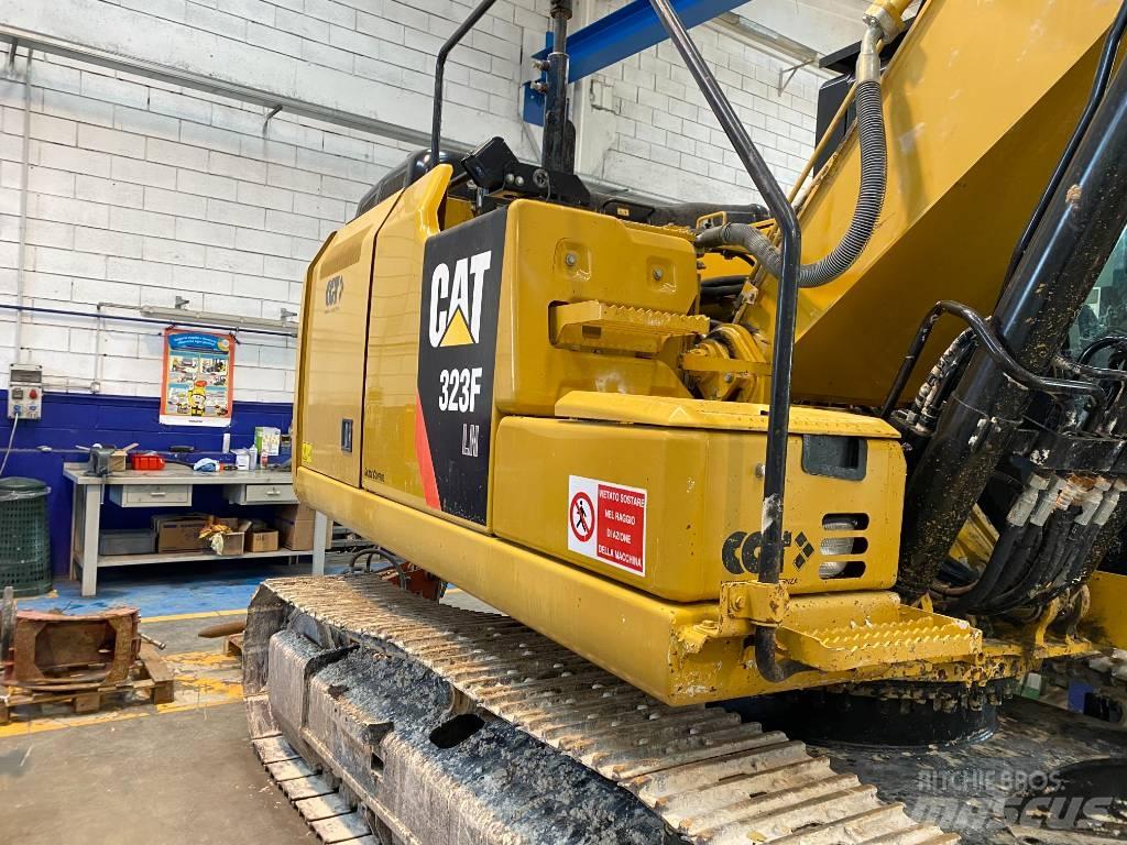 CAT 323F LN 大型油圧ショベル12t以上（パワーショベル・ユンボ）