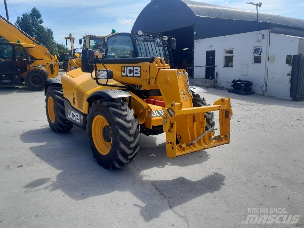 JCB 535-95 テレスコーピックハンドラー
