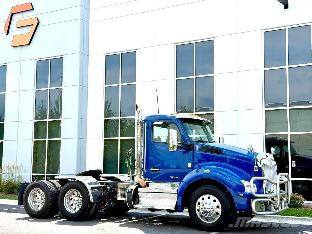Kenworth T 880 中古トラクターヘッド | トレーラーヘッド