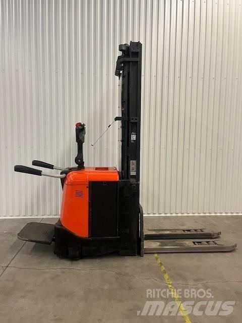 BT SPE 125 L ウォーキンフォークリフト