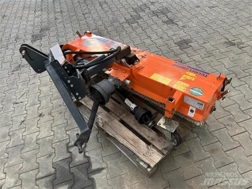 Tuchel Simplex 150 路面清掃機