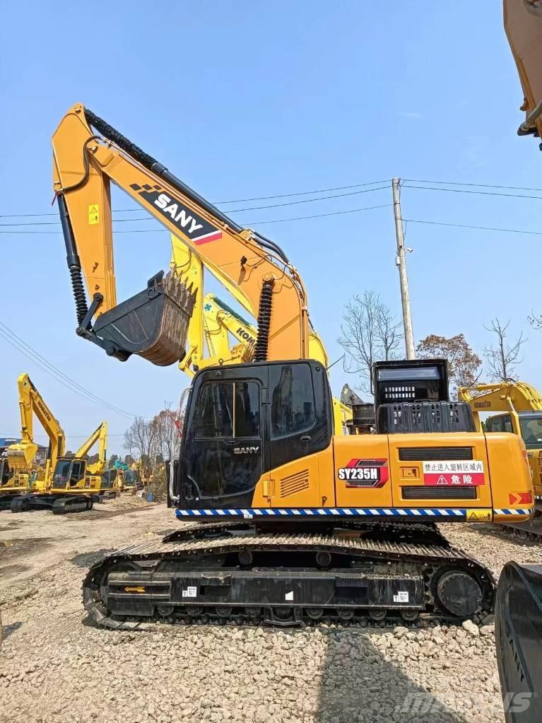 Sany SY 235 C 大型油圧ショベル12t以上（パワーショベル・ユンボ）
