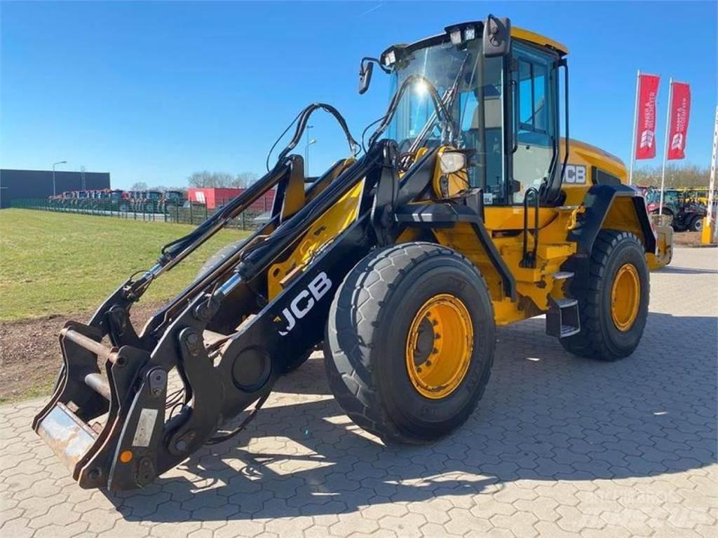 JCB 437 HT ホイールローダー・タイヤショベル