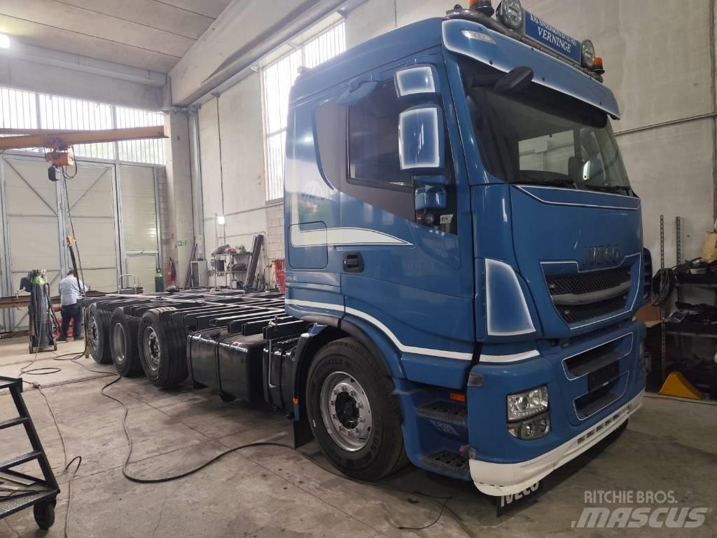 Iveco Stralis 320S50 平ボディー／ウインチトラック