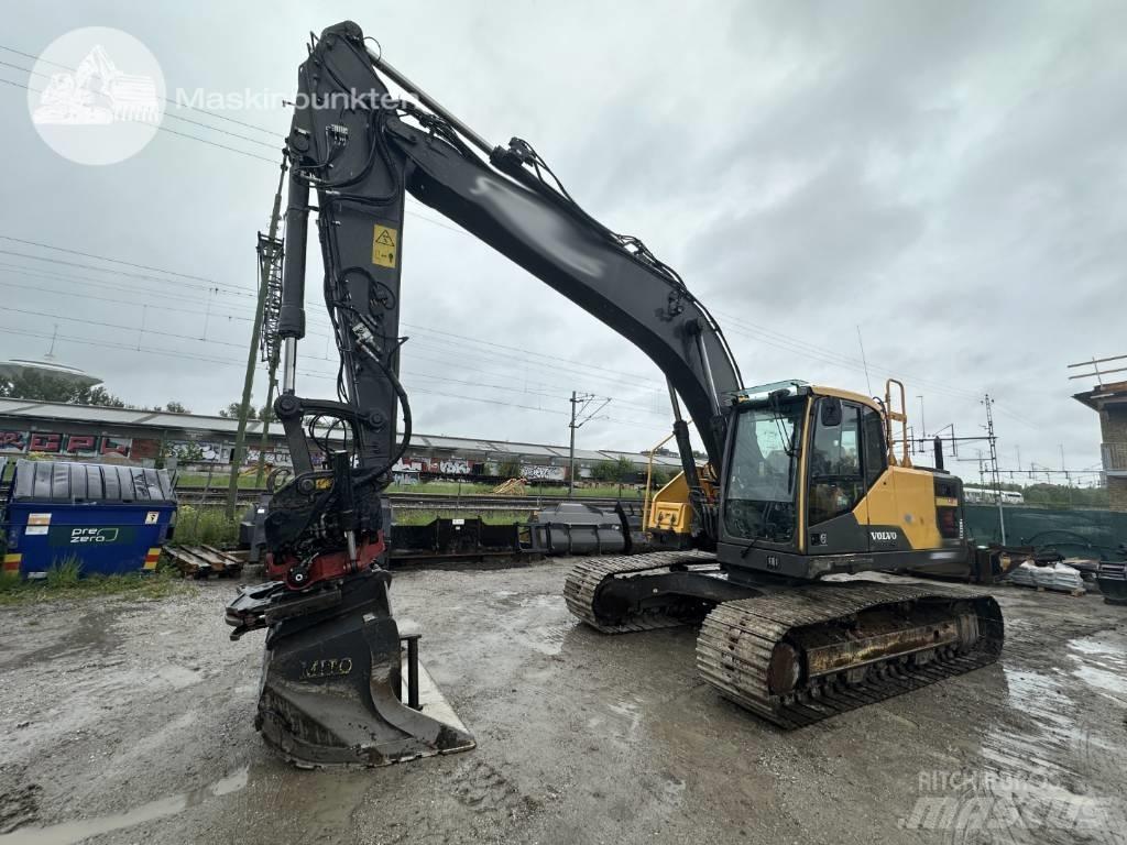 Volvo EC 220 EL 大型油圧ショベル12t以上（パワーショベル・ユンボ）