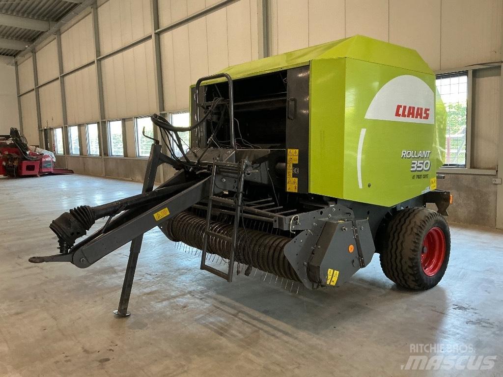 CLAAS Rollant 350 ラウンドベーラー