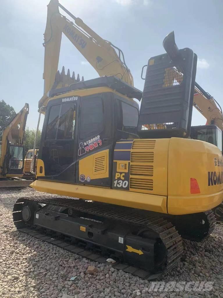 Komatsu PC 130-7 中型油圧ショベル 7ｔ-12ｔ（ユンボ・パワーショベル・バックホー）