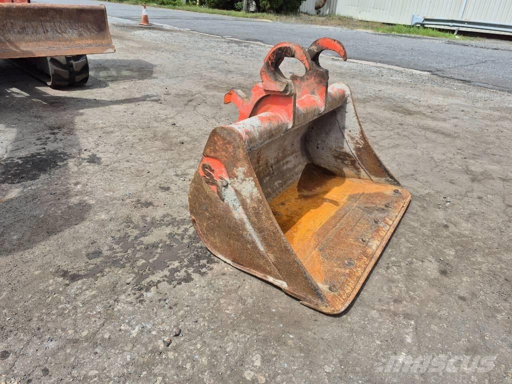 Kubota U 35-4 ミニ油圧ショベル 7t以下（ミニユンボ・ミニディガー）