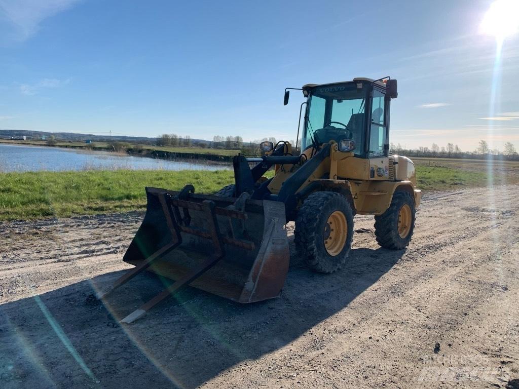 Volvo L 30 G ホイールローダー・タイヤショベル
