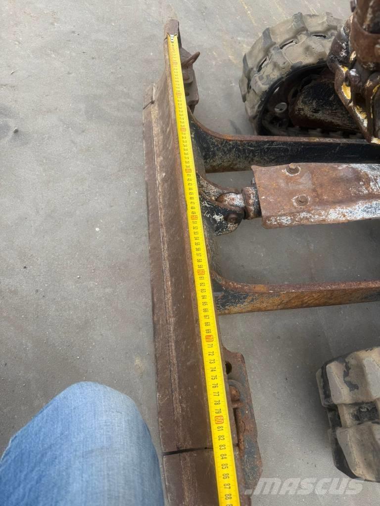 Yanmar Vio 10 ミニ油圧ショベル 7t以下（ミニユンボ・ミニディガー）