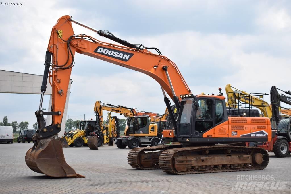 Doosan DX 300 LC-7 大型油圧ショベル12t以上（パワーショベル・ユンボ）