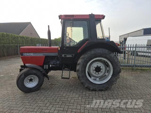 Case IH 745 XL トラクター