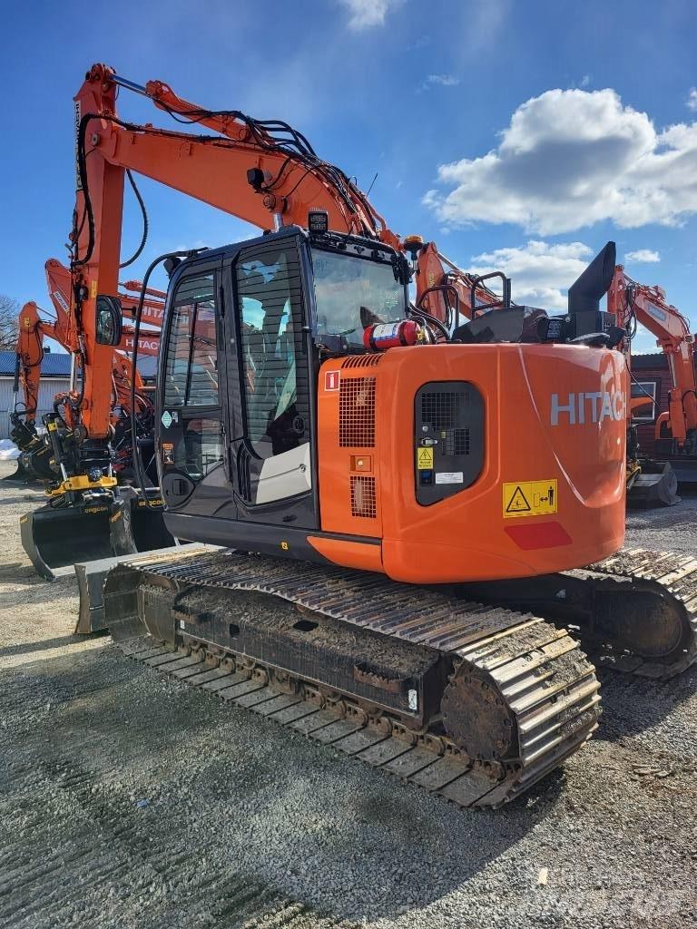 Hitachi ZX 135 US-6 大型油圧ショベル12t以上（パワーショベル・ユンボ）