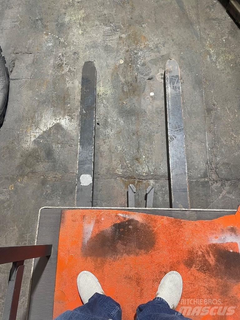Crown Order Picker バッテリーフォークリフト