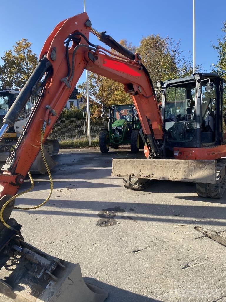 Kubota KX 057-4 ミニ油圧ショベル 7t以下（ミニユンボ・ミニディガー）
