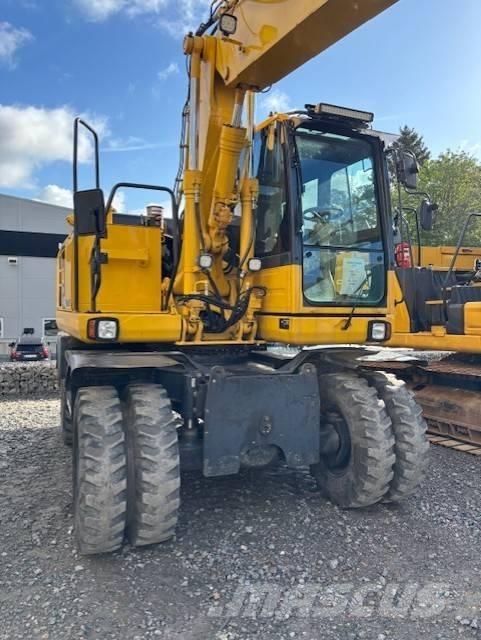 Komatsu PW 148-8 ホイール式油圧ショベル（パワーショベル・ユンボ・バックホー）