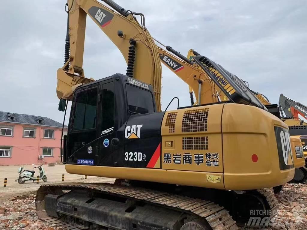 CAT 323 D L 大型油圧ショベル12t以上（パワーショベル・ユンボ）