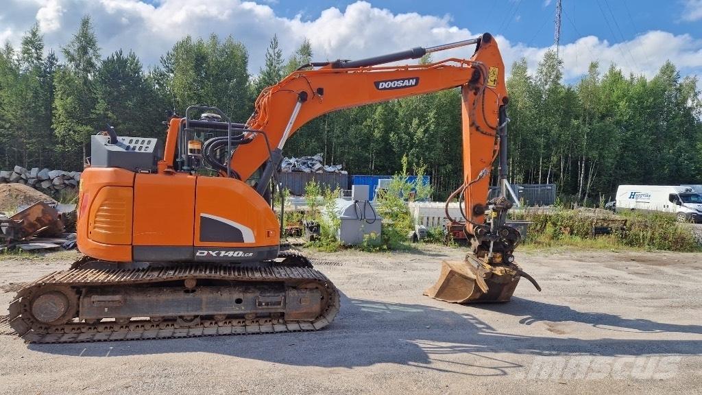 Doosan DX 140 LCR 大型油圧ショベル12t以上（パワーショベル・ユンボ）