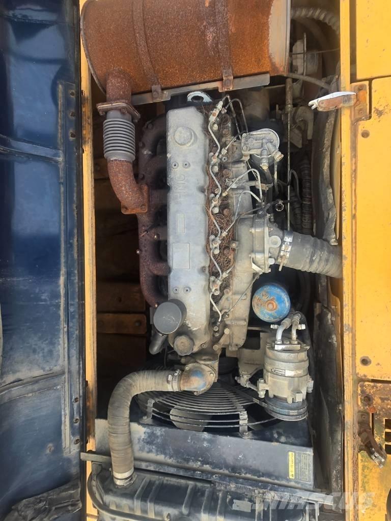 Hyundai Robex 2000W ホイール式油圧ショベル（パワーショベル・ユンボ・バックホー）