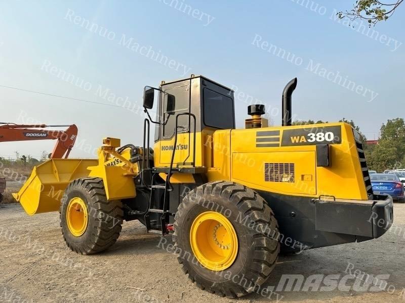 Komatsu WA380 ホイールローダー・タイヤショベル