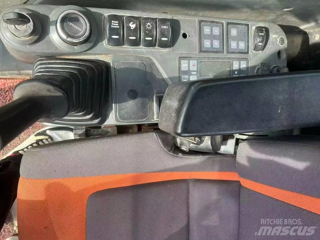 Doosan DX420LC 中型油圧ショベル 7ｔ-12ｔ（ユンボ・パワーショベル・バックホー）