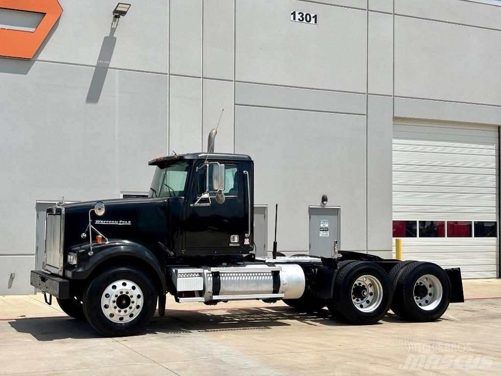 Western Star 4900 中古トラクターヘッド | トレーラーヘッド