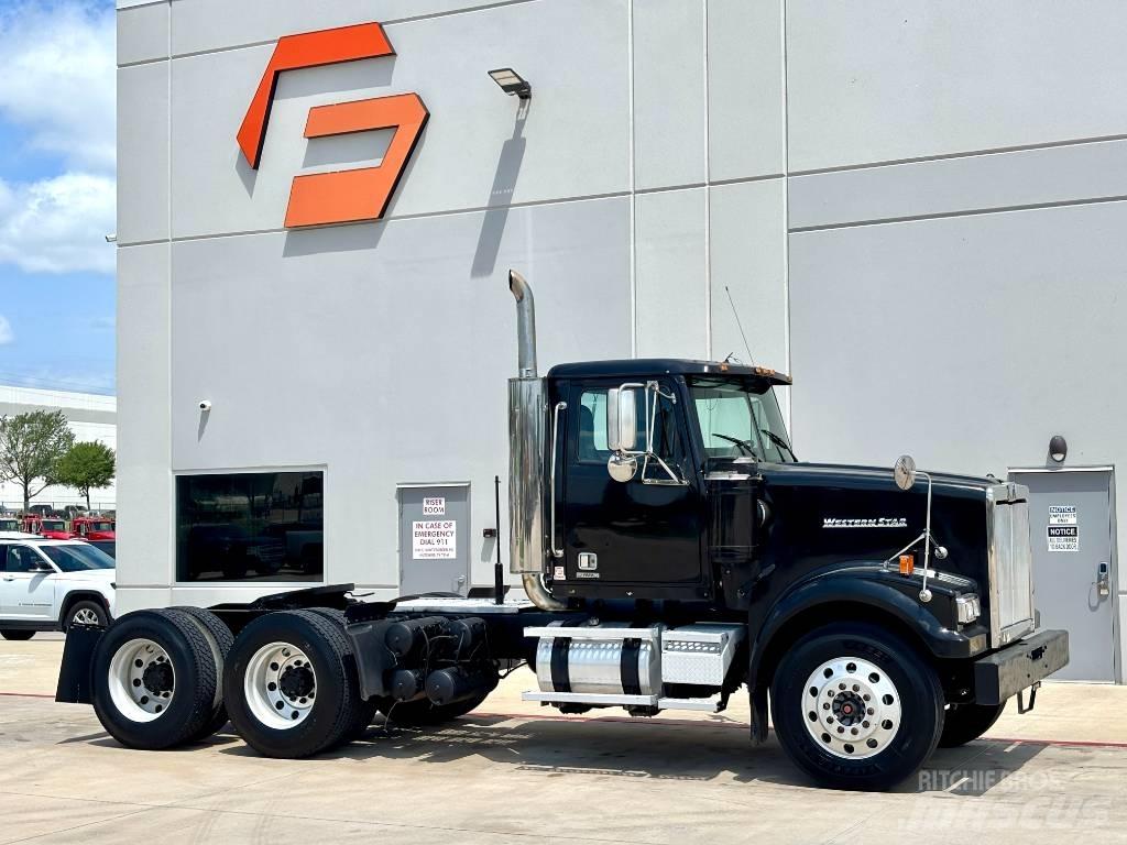Western Star 4900 中古トラクターヘッド | トレーラーヘッド