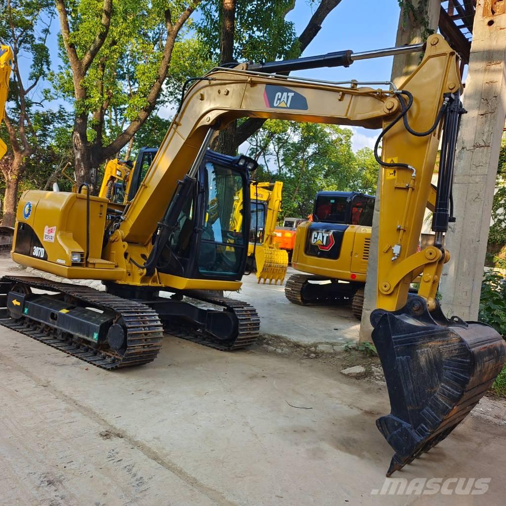 CAT 307 大型油圧ショベル12t以上（パワーショベル・ユンボ）