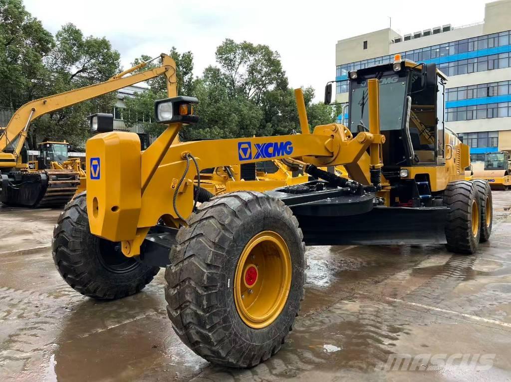 XCMG GR 1803 モーターグレーダー