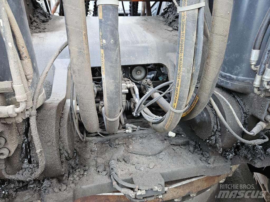 Doosan DX 340 LC 大型油圧ショベル12t以上（パワーショベル・ユンボ）