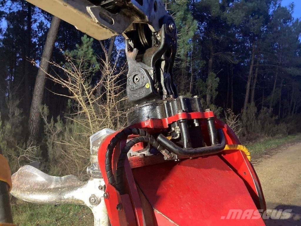 Komatsu C 144 ハーベスター