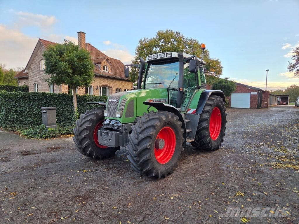 Fendt 716 Vario トラクター