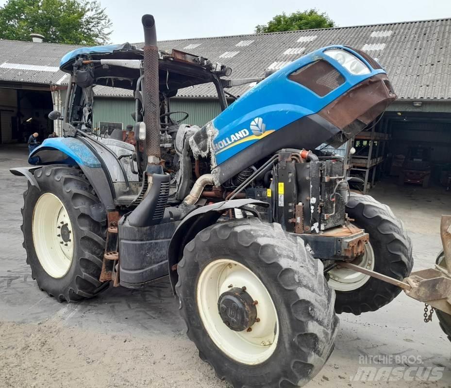 New Holland T6.175 トラクター