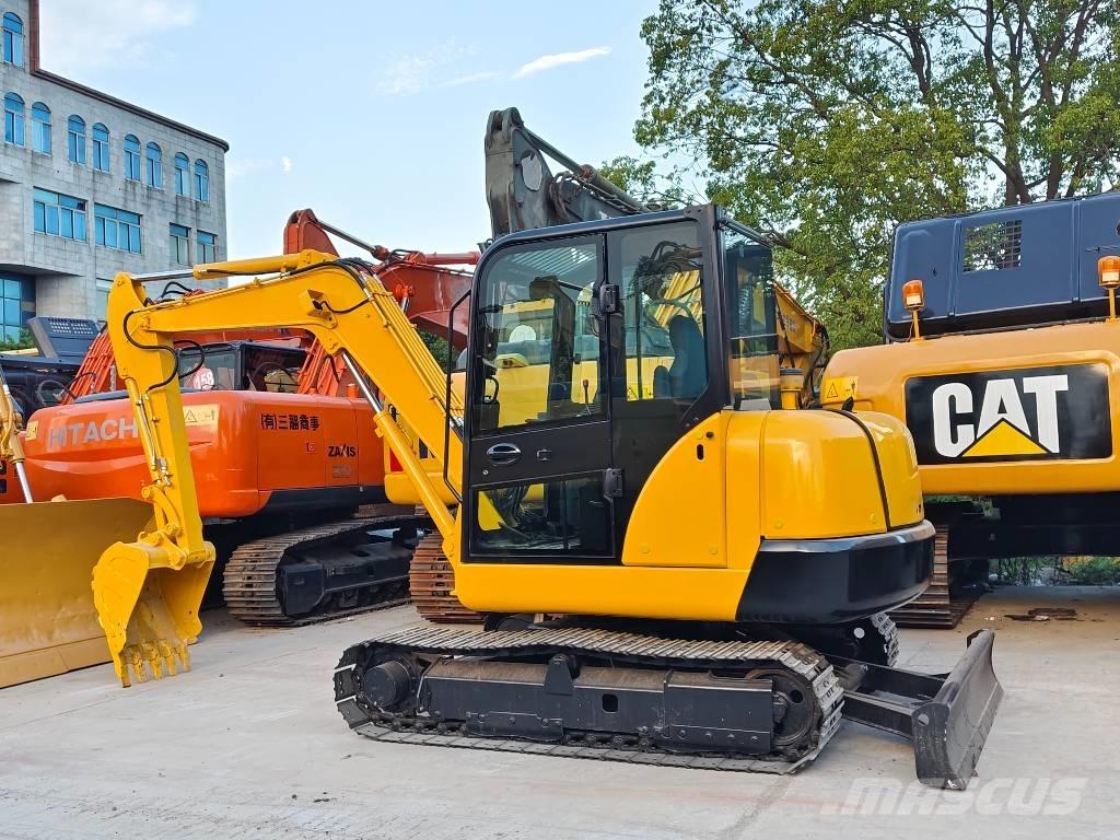 Komatsu PC 56 ミニ油圧ショベル 7t以下（ミニユンボ・ミニディガー）