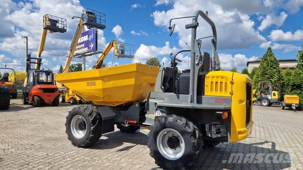 Wacker Neuson DW 60 サイト　ダンプ